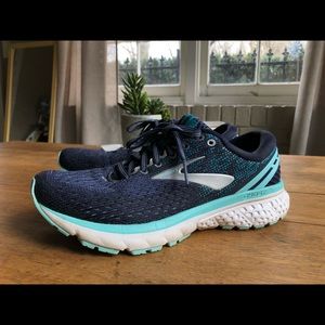 Brooks Running Ghost 11 Women's like new sz 8 blue